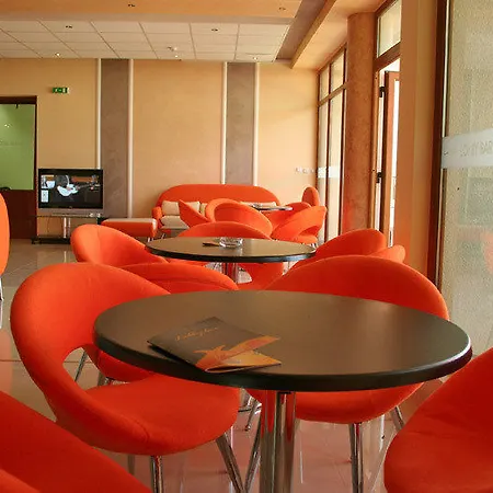 Prestige 2 מלון פרימורסקו