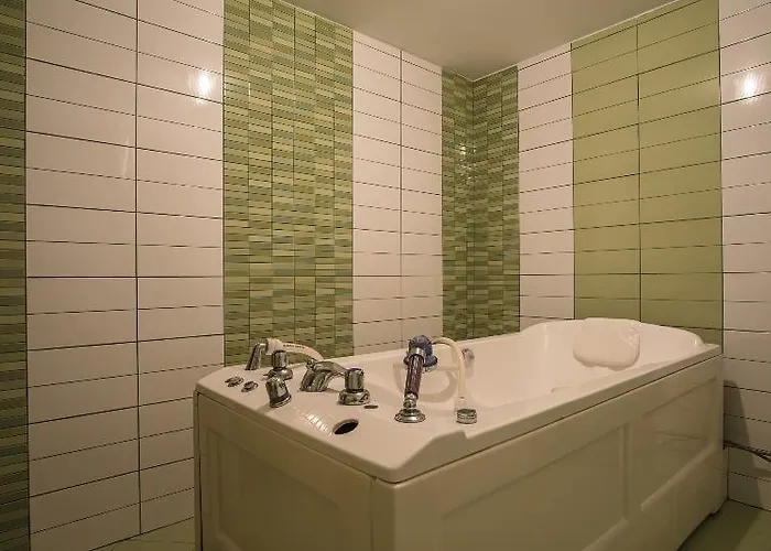 Отель Prestige 2 Приморско